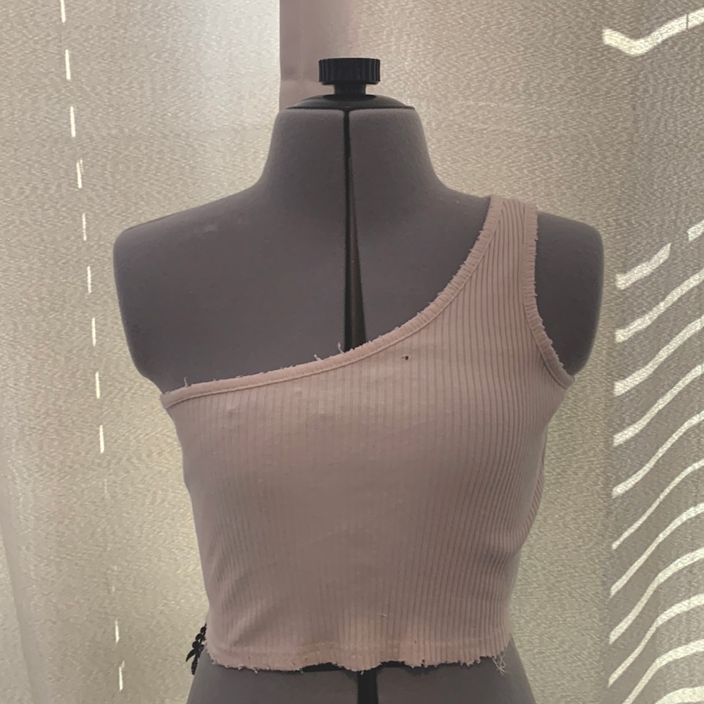 One Shoulder Distressed Crop Top